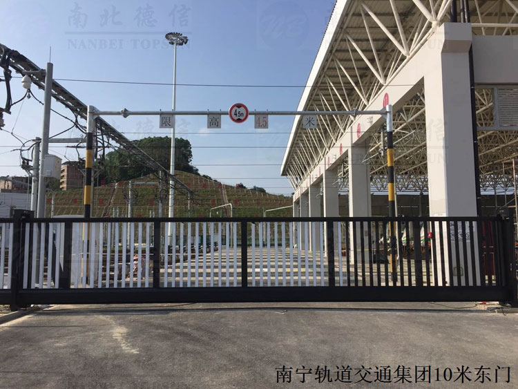 南寧軌道交通集團(tuán)10米東門（1）無軌懸浮門案例