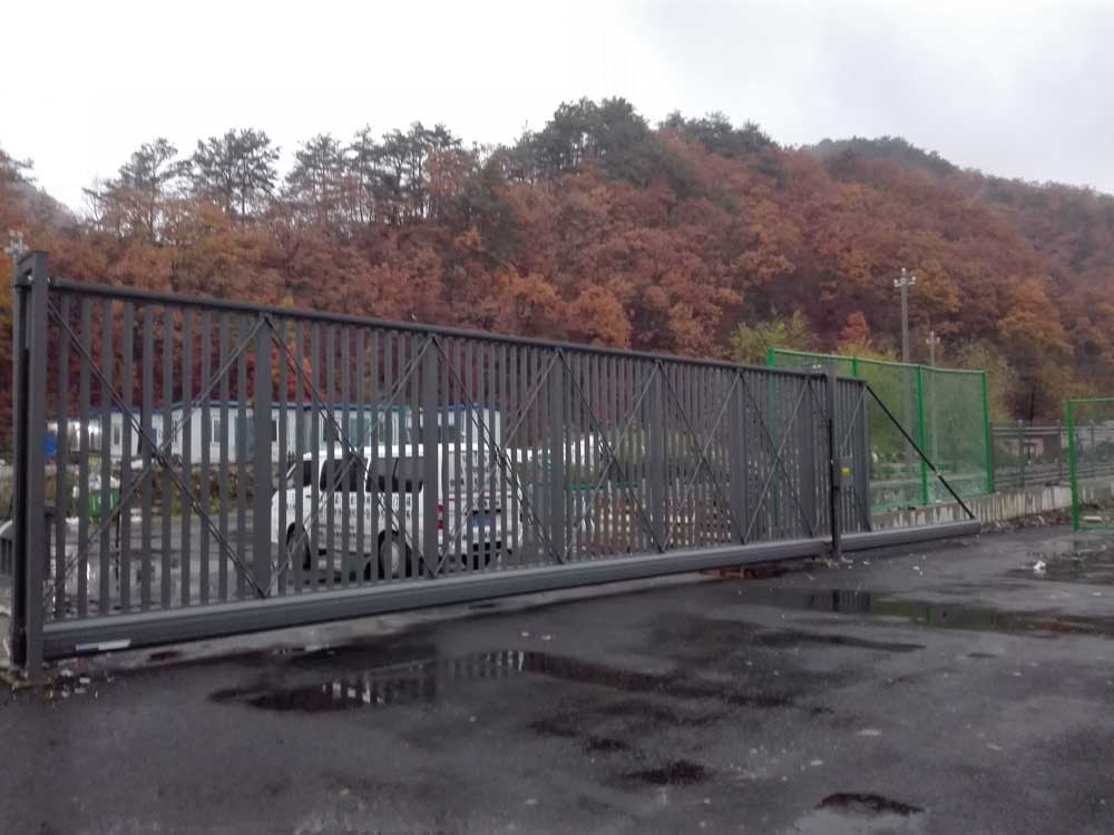 3米高巨型懸浮門(838-LX)吉林通化紀委辦案基地