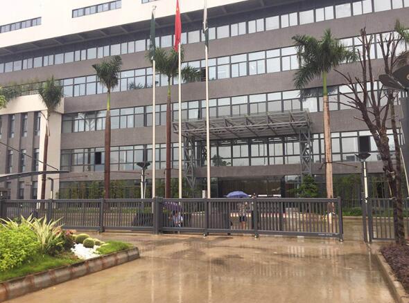 惠州市惠城區大欣集團第七區應用南北德信第二代分段平移門-凱歌-L